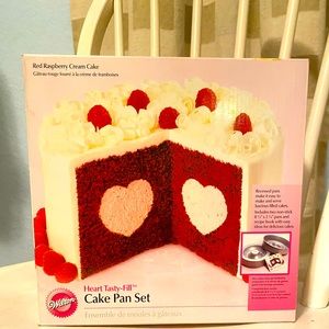 Wilton Tasty-Fill Heart Cake Pan Set